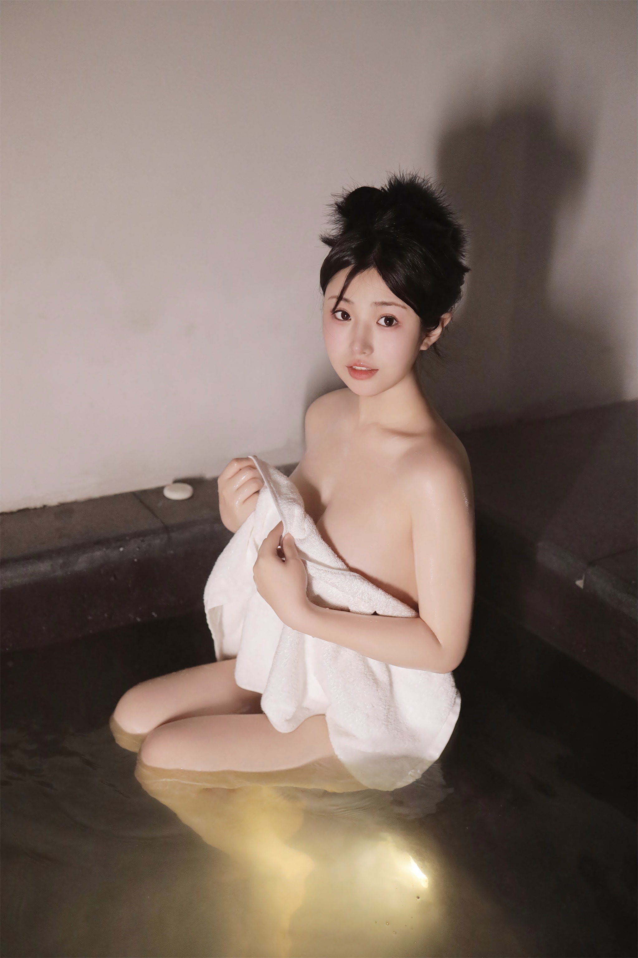 图片[1]-陈小花 – NO.7977 001.陈小花-内购-泡澡 [69P]-XikXak